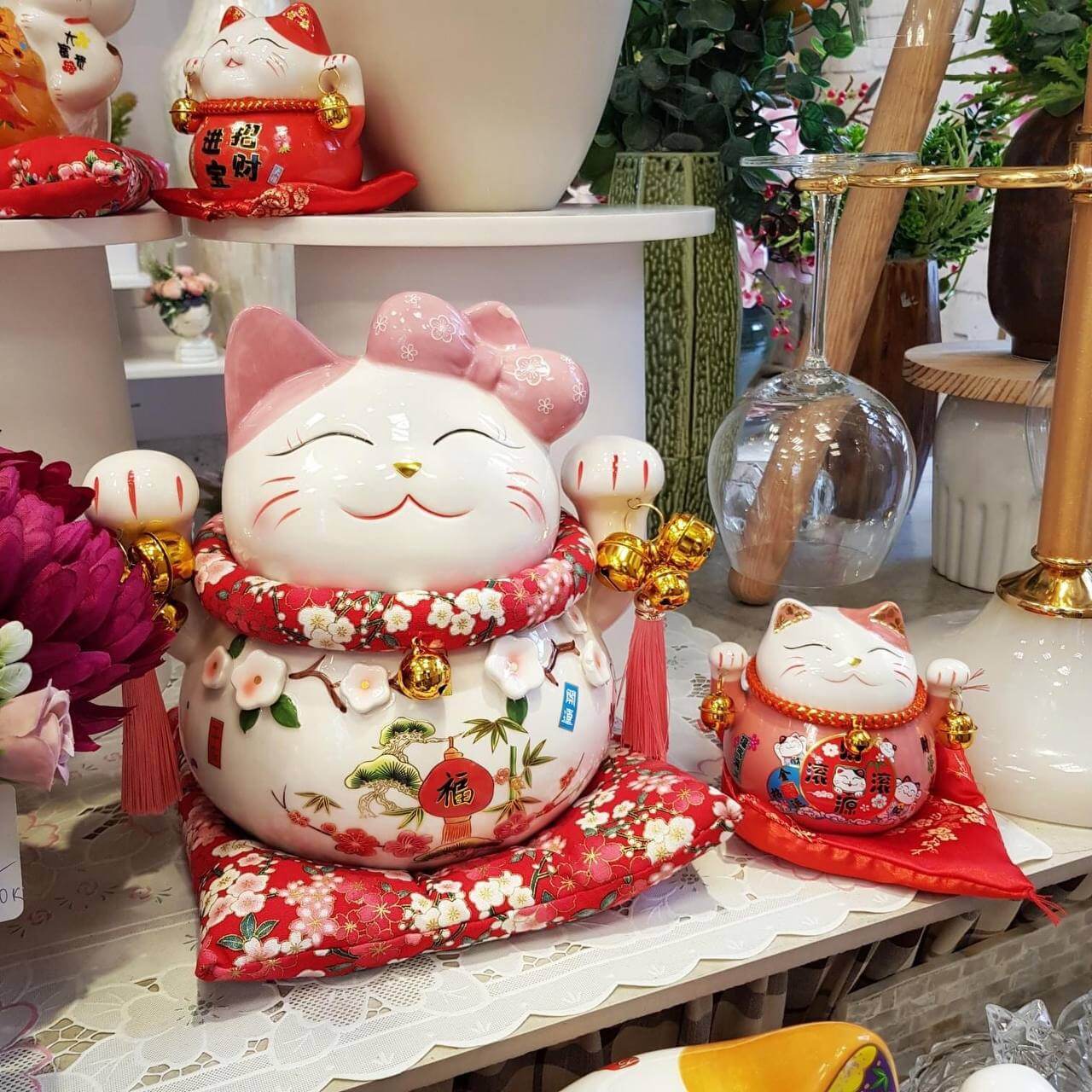 co-nen-de-meo-than-tai-trong-phong-ngu